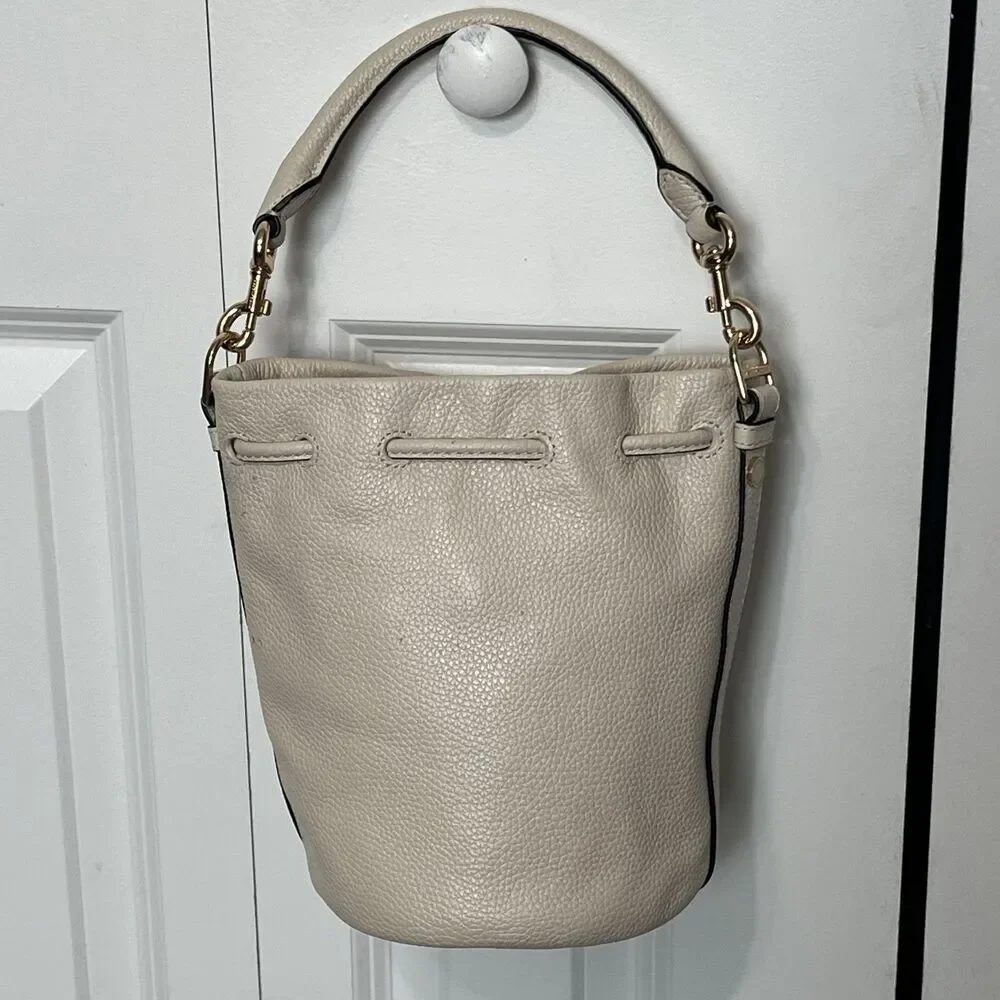 Marc Jacobs Bucket Bag Womens Small Beige Leather Drawstring Top Handle Purse